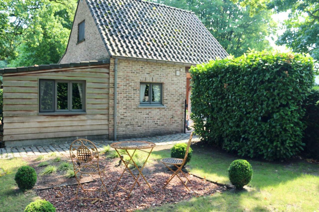 Hotel Under Oaks Westmalle Exterior foto